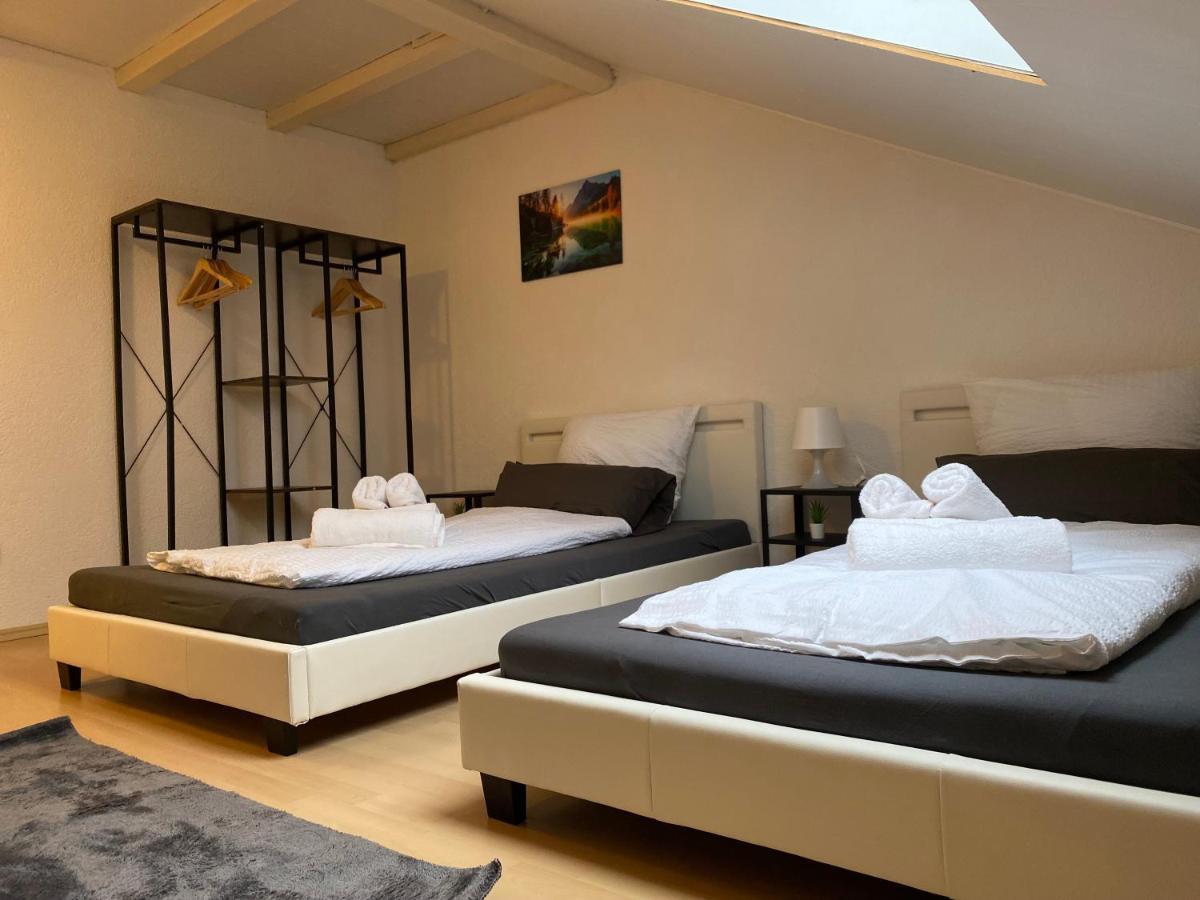 Deluxe Business Suite Mit Netflix Premium & Parkplatz, Zentral Zu Audi & Schwarz Gruppe With 2 Bedrooms 巴特腓特烈斯哈尔 外观 照片