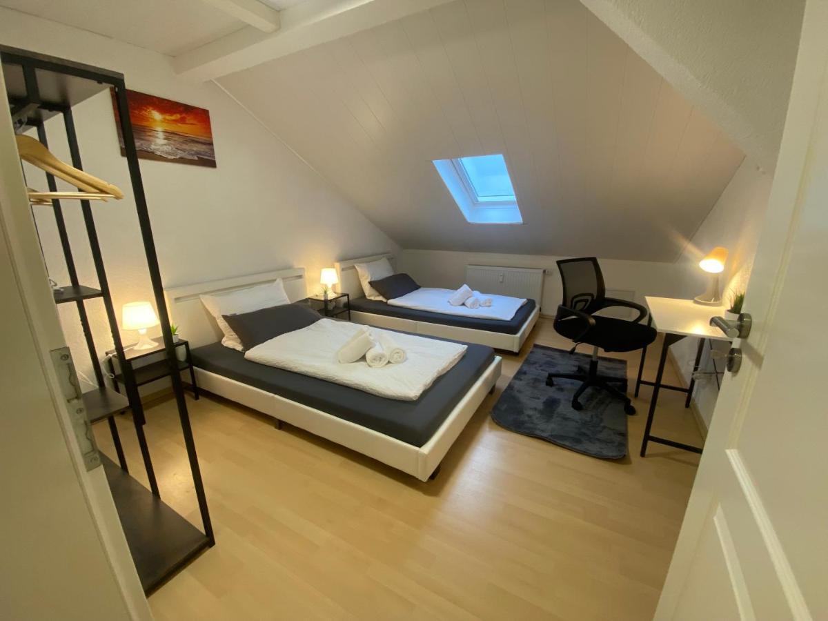Deluxe Business Suite Mit Netflix Premium & Parkplatz, Zentral Zu Audi & Schwarz Gruppe With 2 Bedrooms 巴特腓特烈斯哈尔 外观 照片